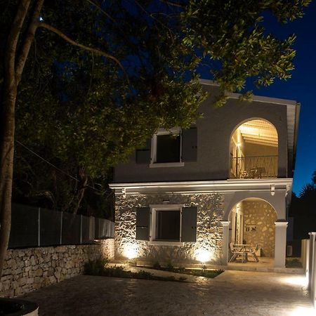 Avali Luxury Houses Gaios Ngoại thất bức ảnh